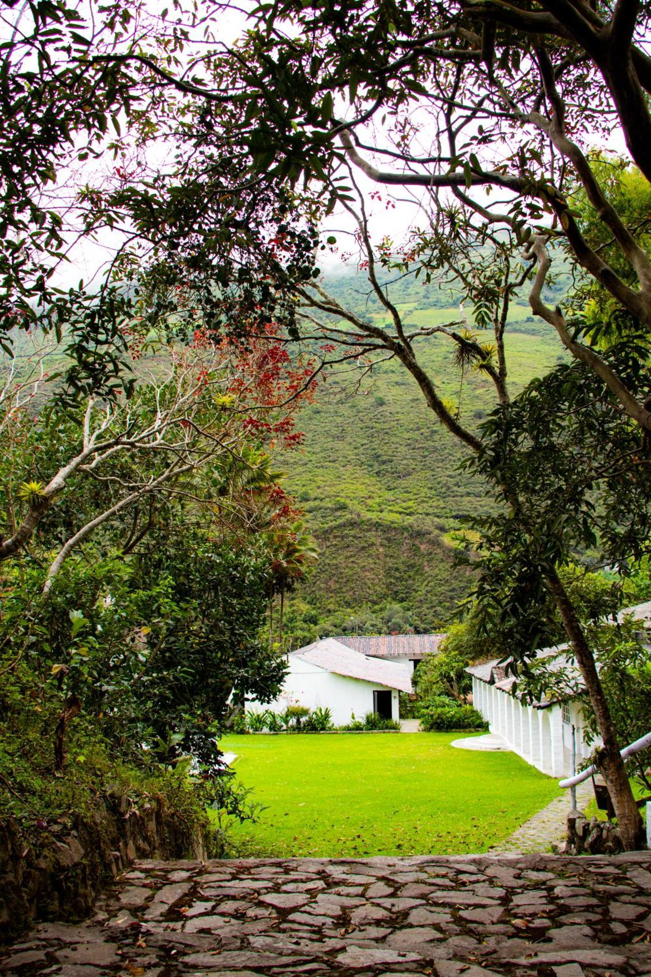 Hosteria La Eterna Primavera Huigra Esterno foto