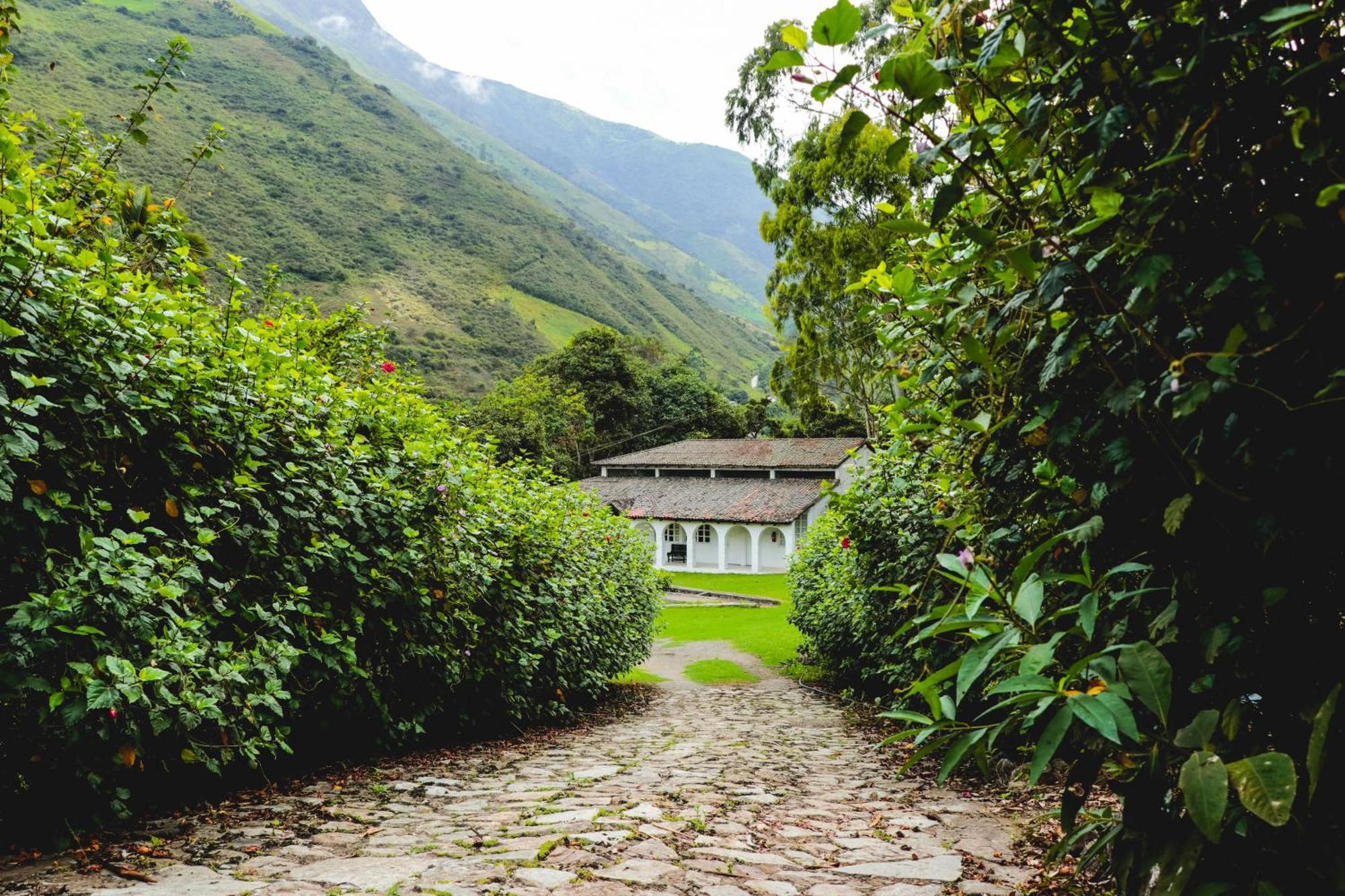 Hosteria La Eterna Primavera Huigra Esterno foto