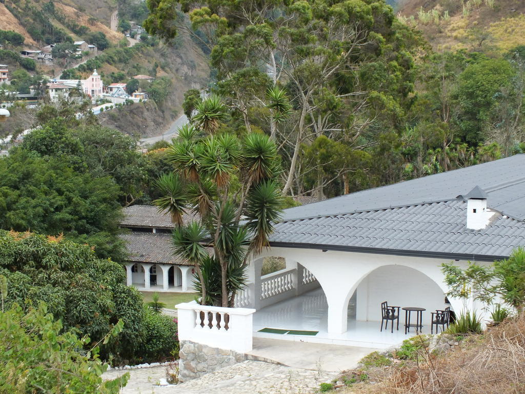 Hosteria La Eterna Primavera Huigra Esterno foto