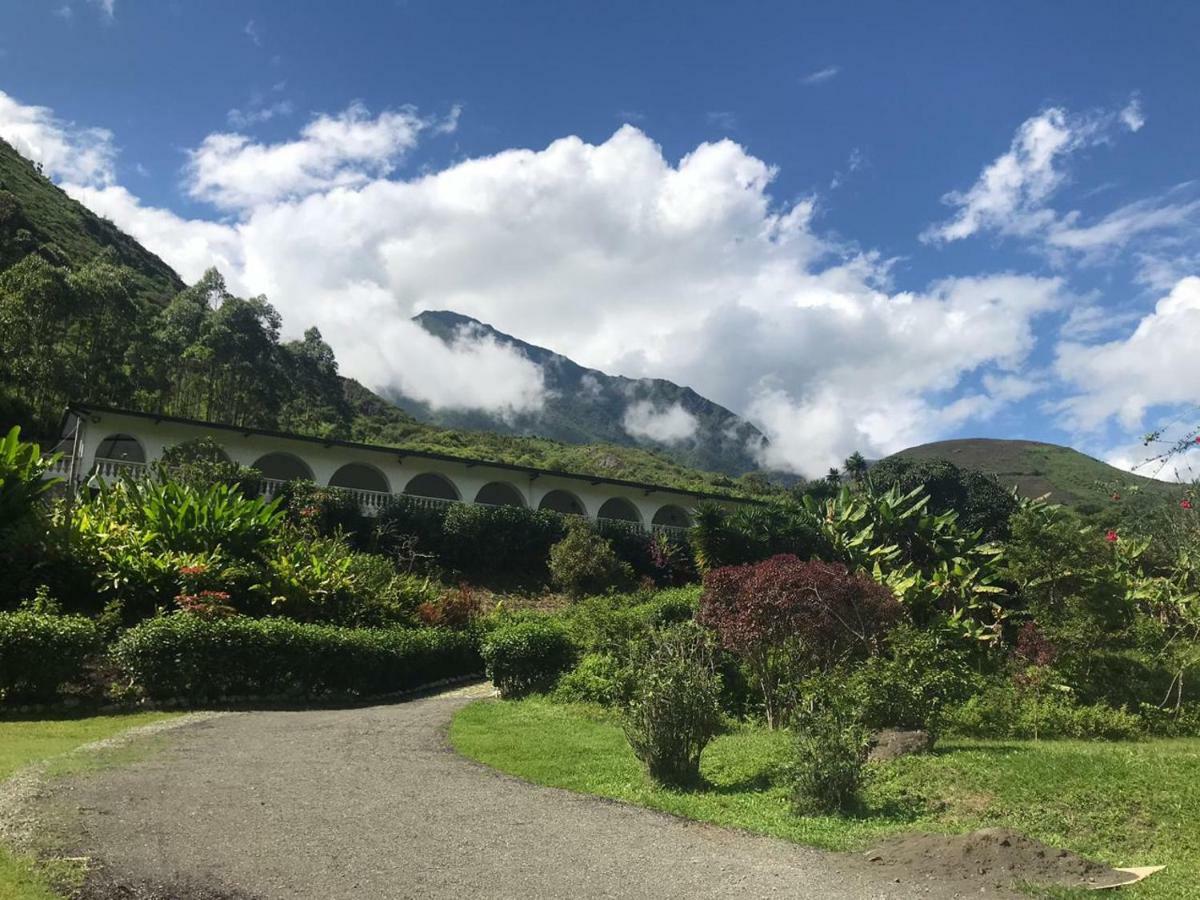 Hosteria La Eterna Primavera Huigra Esterno foto