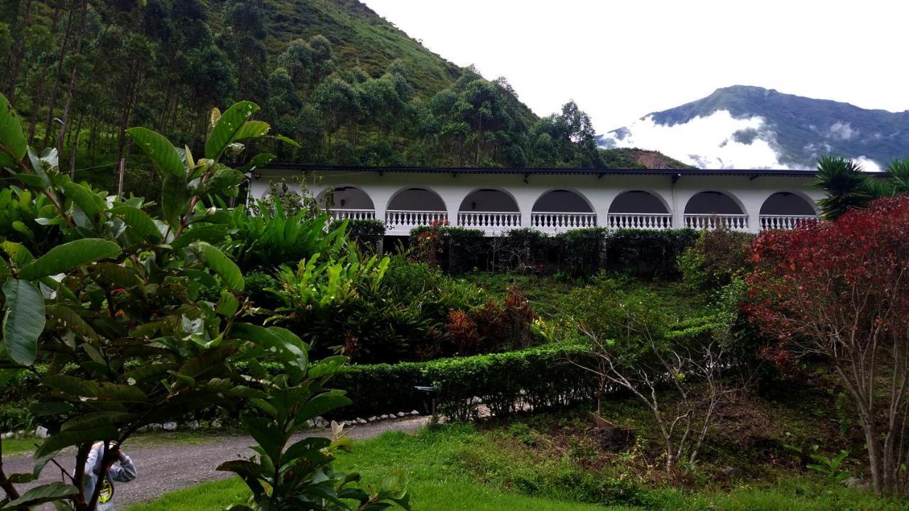 Hosteria La Eterna Primavera Huigra Esterno foto